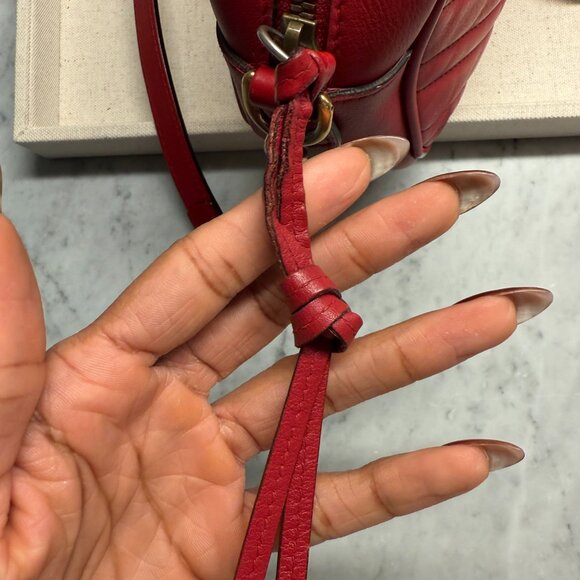 Gucci GG Marmont Small Shoulder Bag - Picture 4 of 8